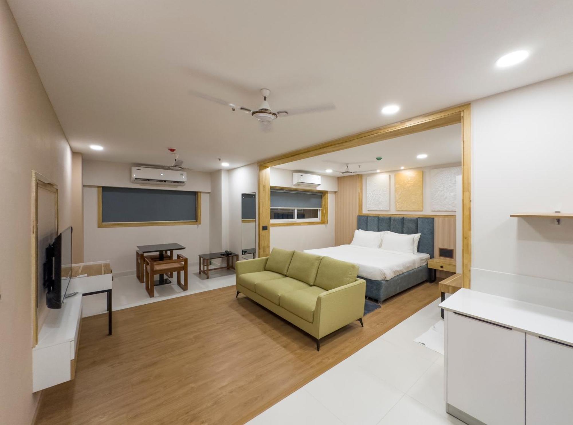 The Habitat Suites Guruvayur Exterior photo